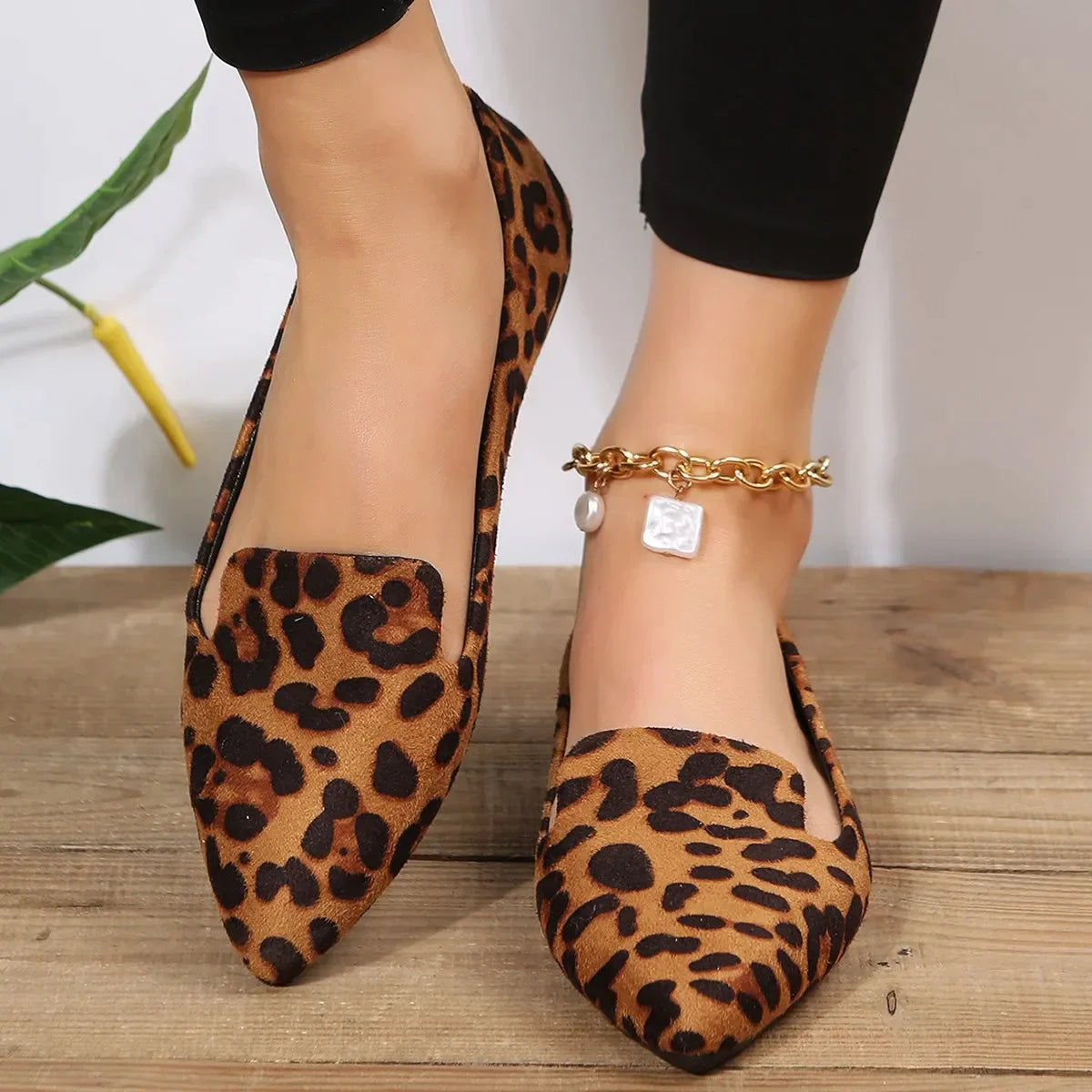 Suly - Leopard Spitze Zehen Loafers