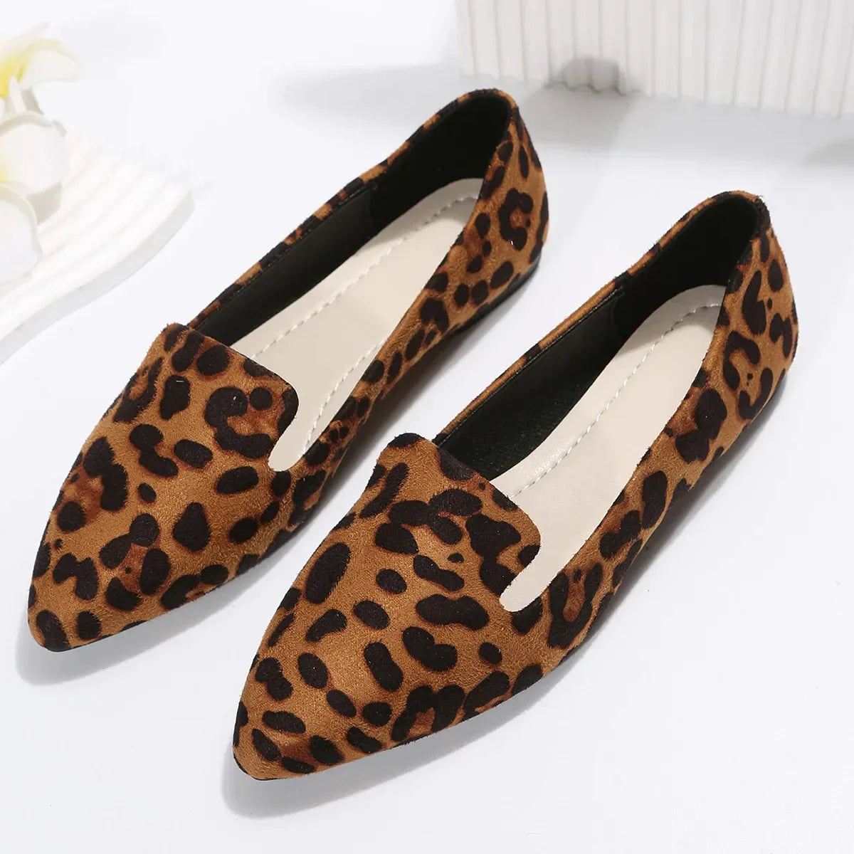 Suly - Leopard Spitze Zehen Loafers