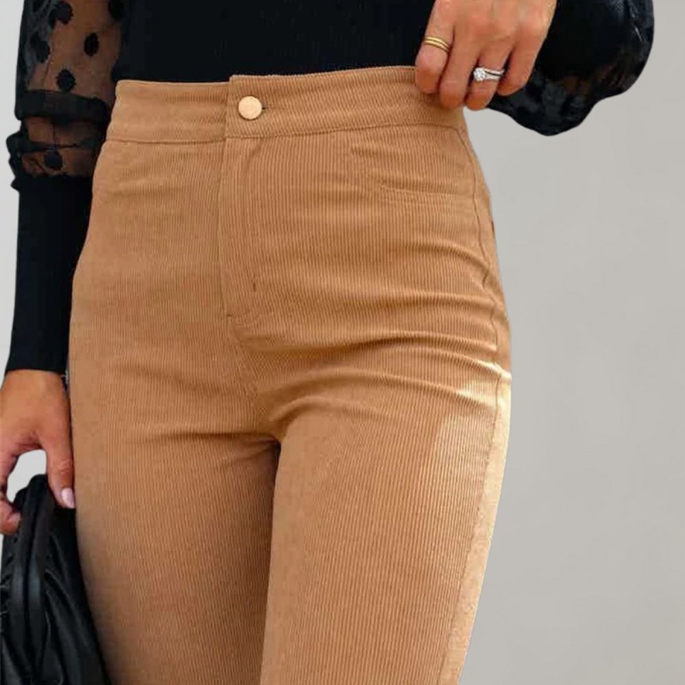 Trendige Cordhose mit Weite - Giselle