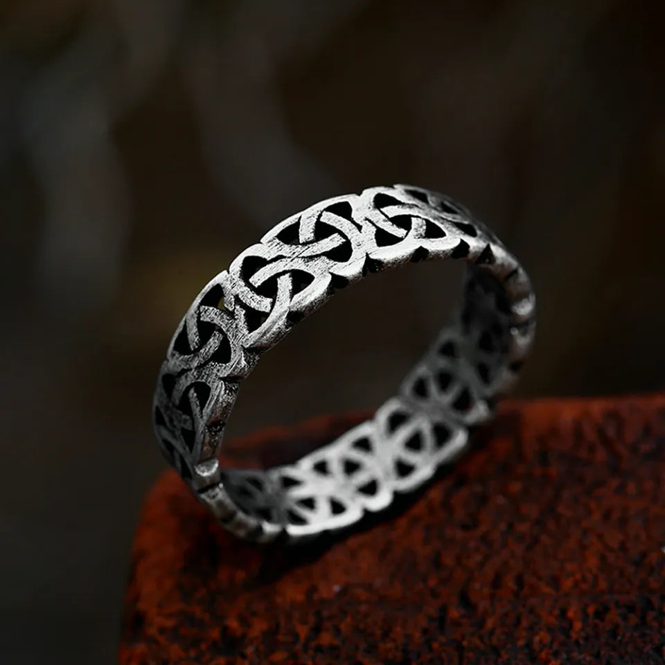 Sterling Ring mit keltischem Knoten-Design - Eric